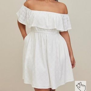 NWT Torrid Off Shoulder White Eyelet Knit Skater Dress Size 00/US M/L/10